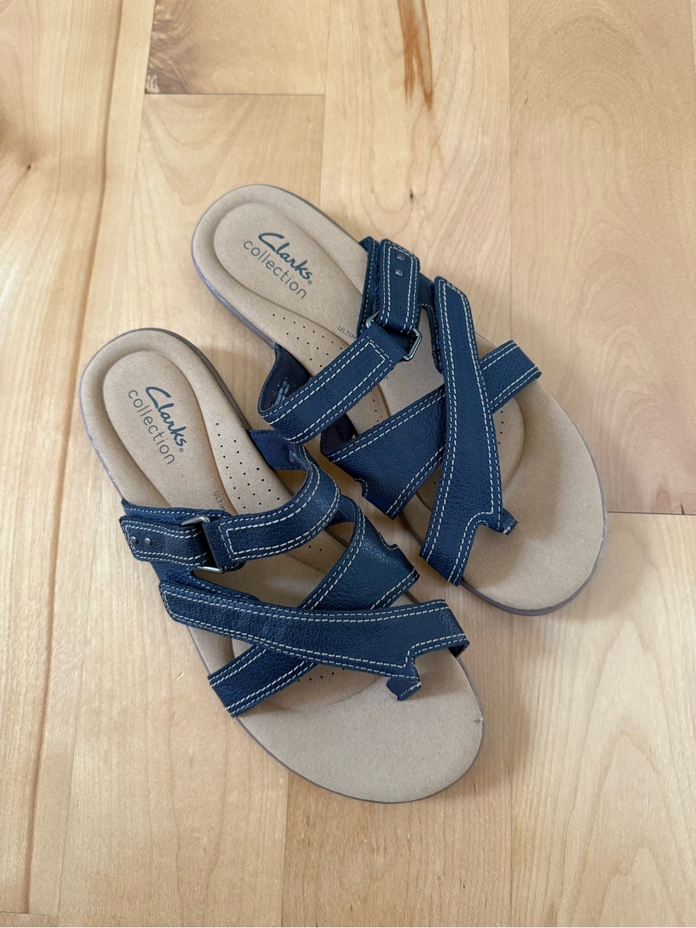 Clarks Comfort Elizabelle Bay Sandals Women's 8 M Navy Leather Toe Loop Slide
